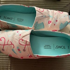TOMS barely Worn with nurse print.